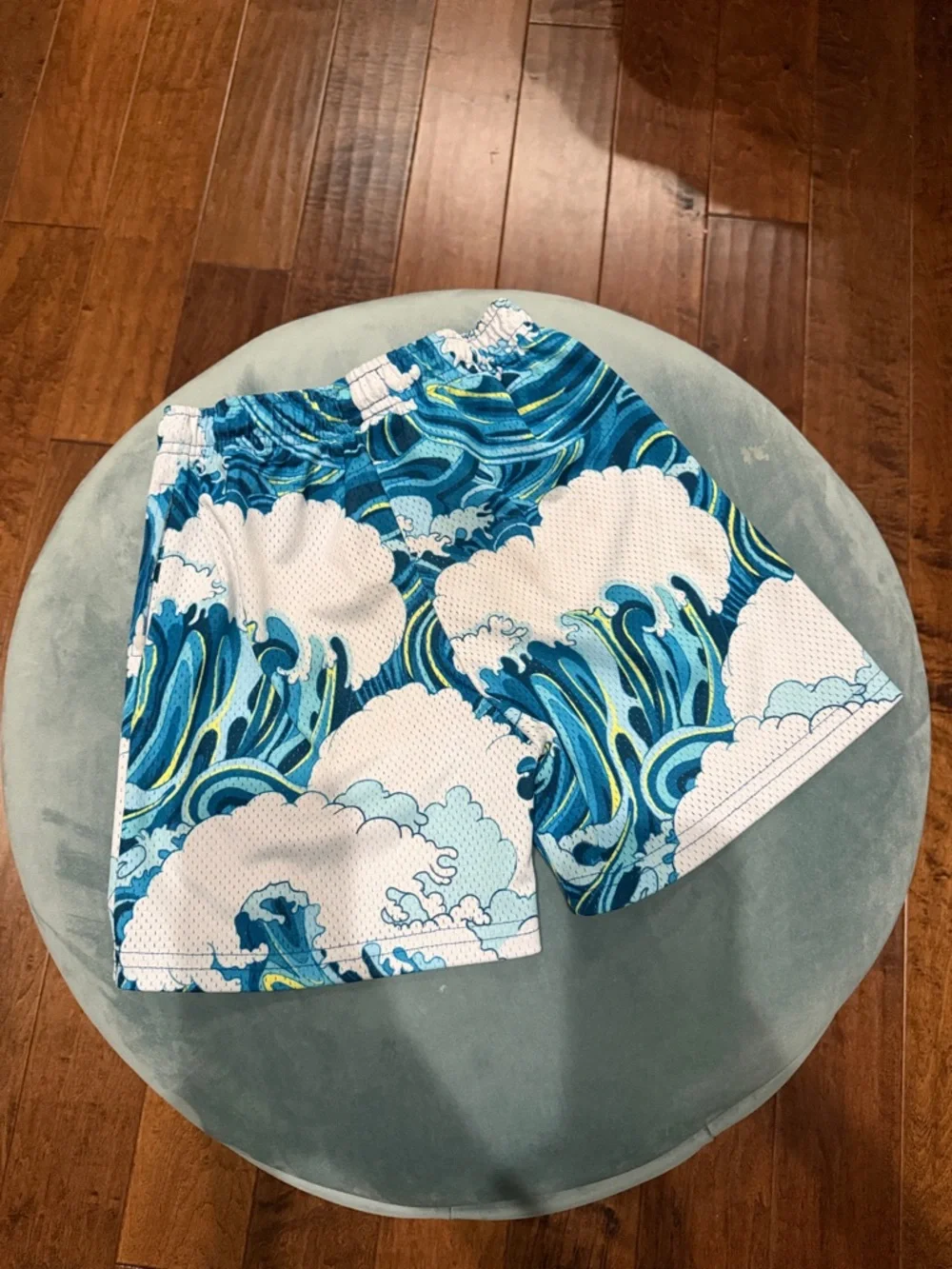 Bucketsquad Kids Wave Print Athletic Shorts - Picture 4 of 5